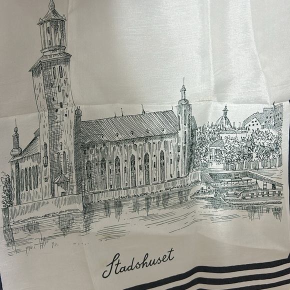 Vintage Scarf with Stockholm Landmarks Designed by Thirkell of Old Bond Street - Picture 5 of 9